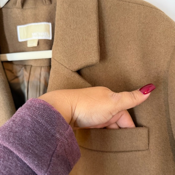 Michaels Kors Wool Blend Structured Tan Peacoat with Lining and Pockets Warm - Picture 9 of 16